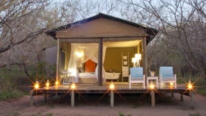 luxury tent Hoedspruit 2-night stay for 2 people full board romantic turndown breakfast lunch dinner massage