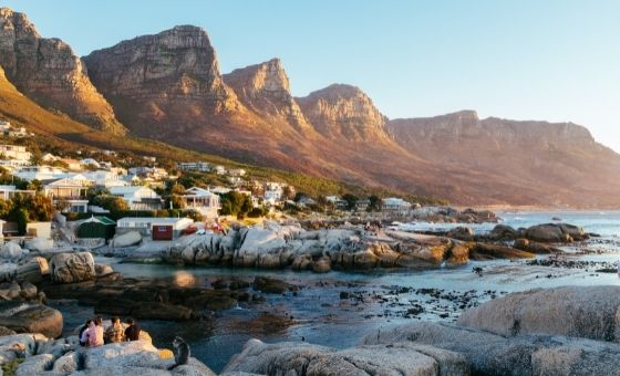 beautiful Bantry Bay twelve apostles accommodation for 2 cape town