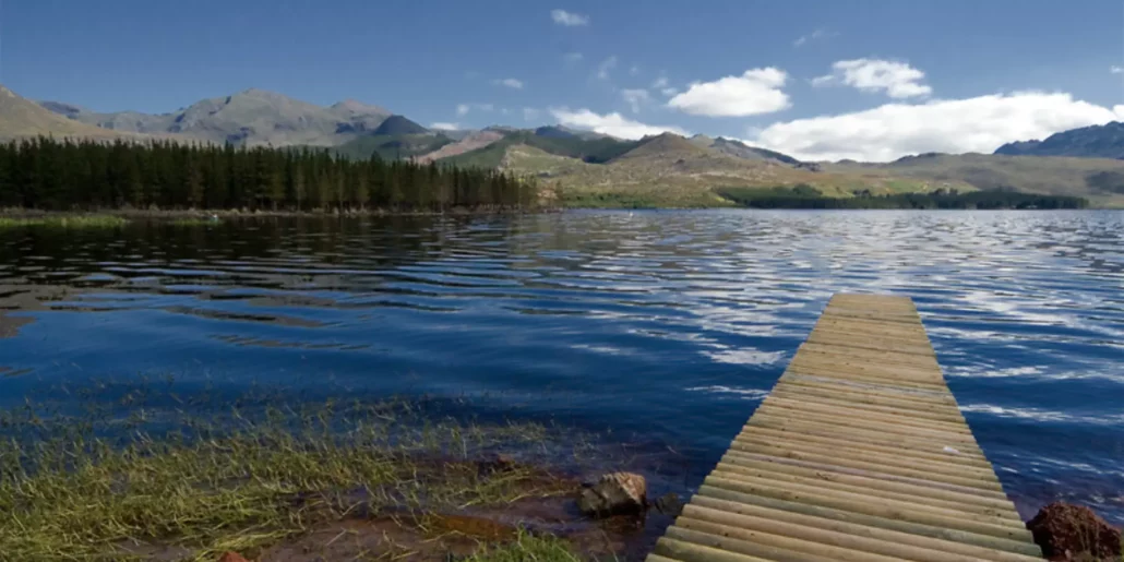 Picture of a lake in Elgin