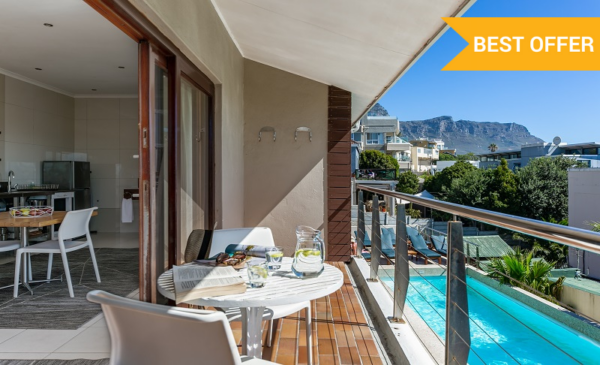 Camps Bay accommodation for 2 discount Camps Bay Village 2 pax sea view