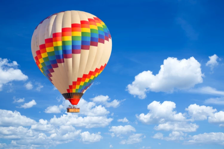 Hot air balloon - romantic things to do in Johannesburg