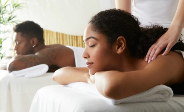 A couples paradise massage