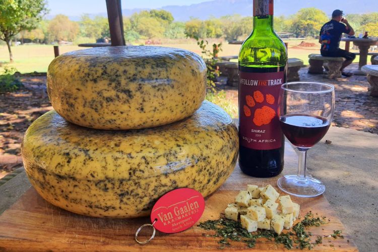 Hartbeespoort: Van Gaalen Cheese Farm