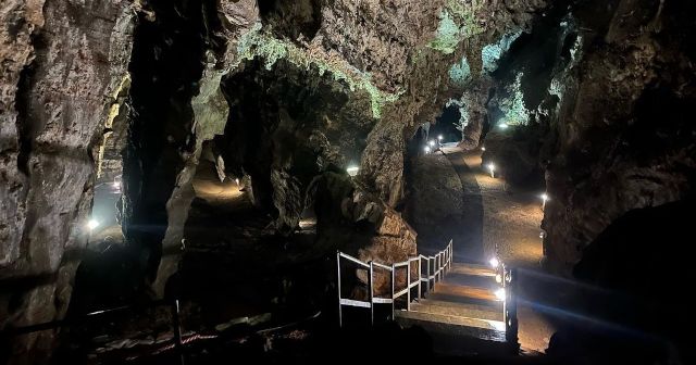 Sterkfontein Cavess - jetkitty - Tourist Attractions in South Africa