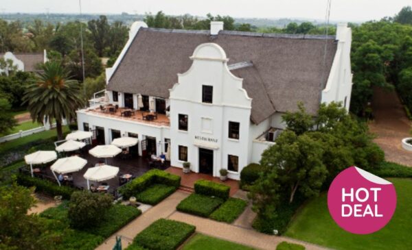 A Luxurious 1-Night Stay For 2 People in Kameeldrift-East