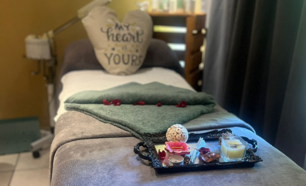 A 2-Hour Pamper Package for 2 in Fourways