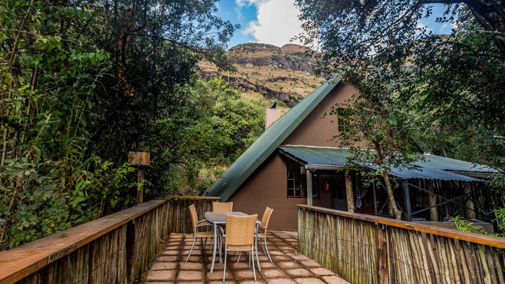 Resorts in The Drakensberg - iKhayalamafu Mountain