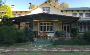 A Romantic 2-Night Couple's Getaway in Dullstroom