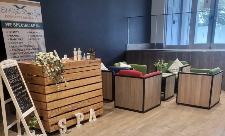 Sink into Relaxation with a 2-Hour Pamper Package for 2 at the Onomo Hotel