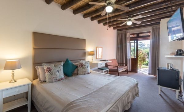 The double room at the Malagas Hotel in Breede River