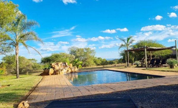 The pool at Unathi Private Game & Bush Lodge in Brits