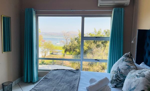 A 1-Night Self-Catering Stay in Hartbeespoort