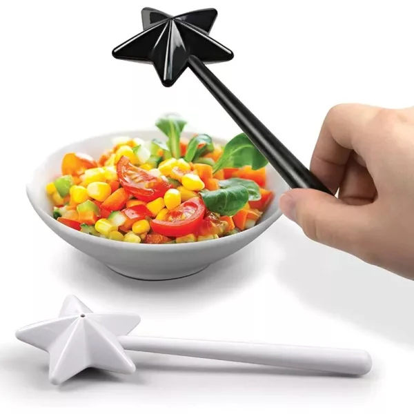 Magic Wand Salt and Pepper Dispenser Creative Kitchen Seasoning Bottle_0