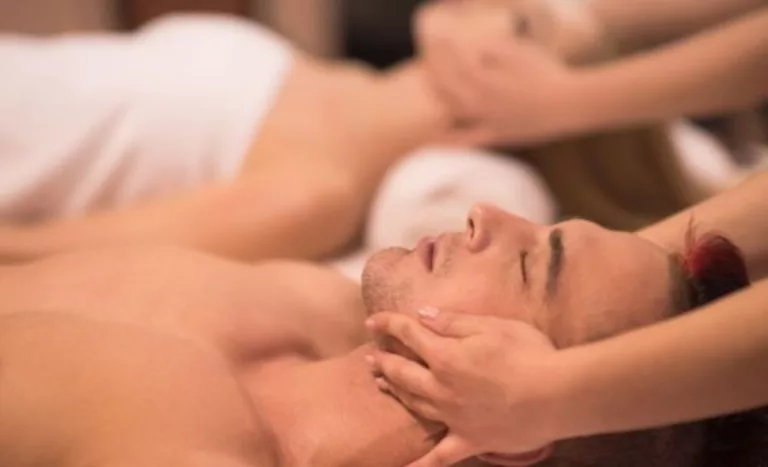 Indulge in a Luxurious Massage and Facial Package for 2 People in Fourways