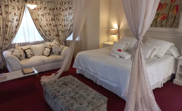 A 1-Night Stay in a Luxury Suite in Riebeek West