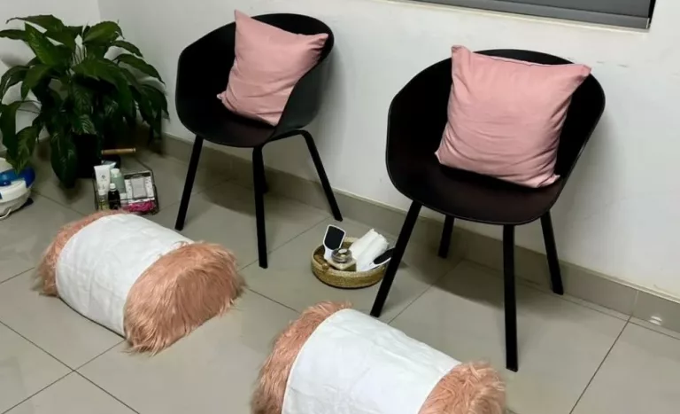 A Soothing Foot Pampering for One