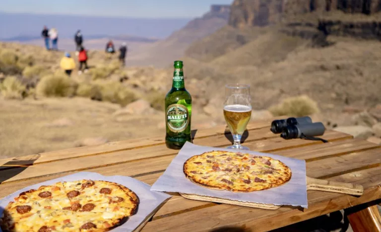 A Guided 4×4 Sani Pass Tour to Tick Off on Your Bucket List