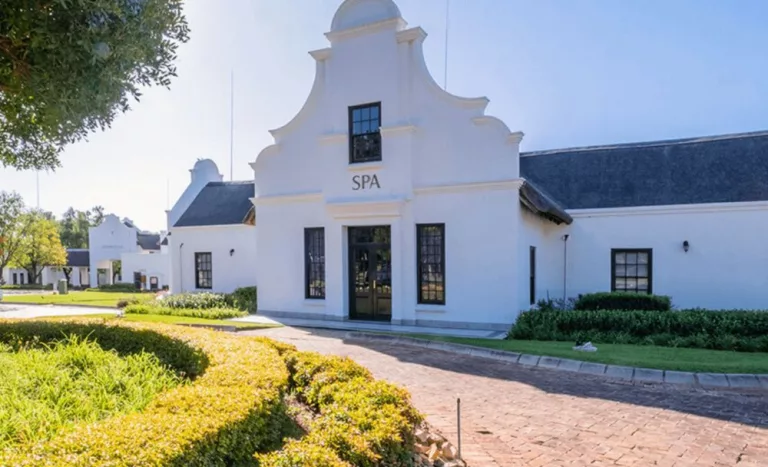 Experience luxury and romance in the winelands