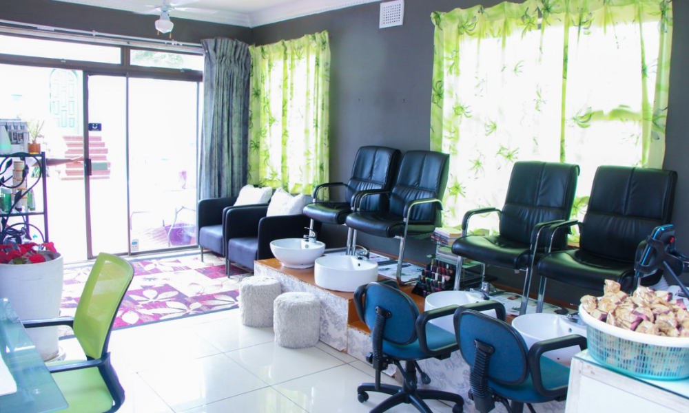 DEssential Beauty Spa (3)