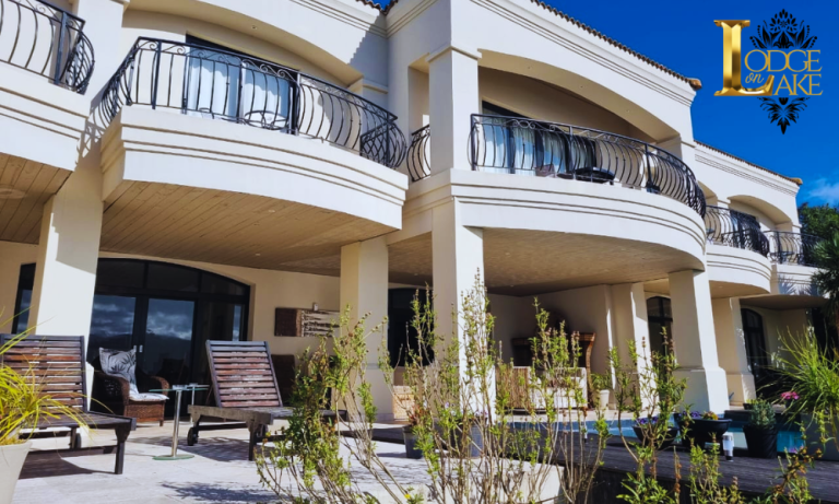 Escape to Comfort with a 1-Night Stay for Two in a Standard Room