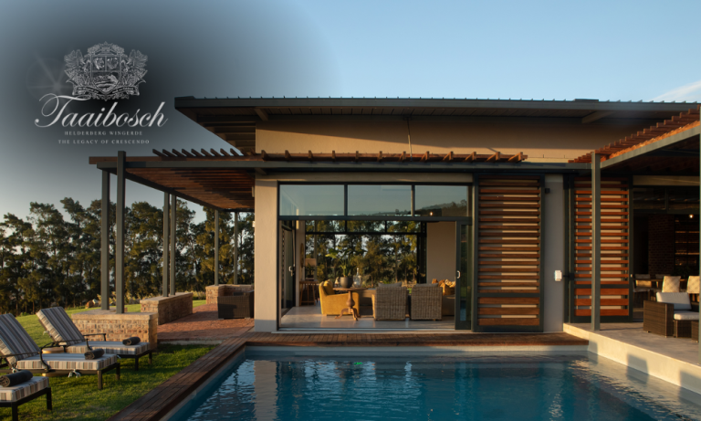 1 Night Stay for up to 8 People at Farsight Villa