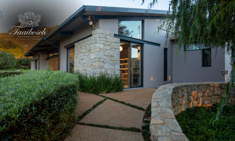 1-Night Exclusive Garden Villa Stay for 4 People with Estate Wine